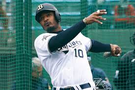 アダム・ジョーンズ